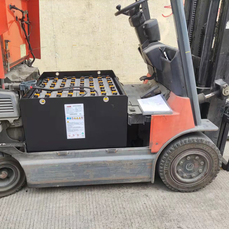 electric forklift